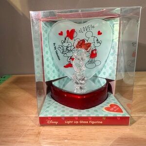 Disney Minnie Mouse Glass Light Up Figurine